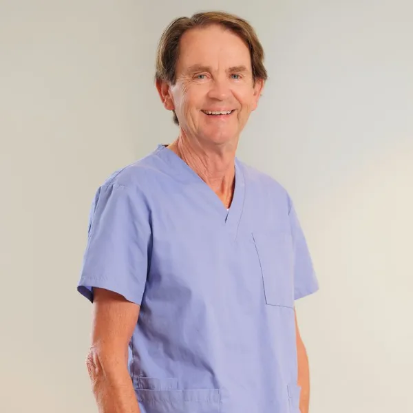 Dr Ian Pelling
