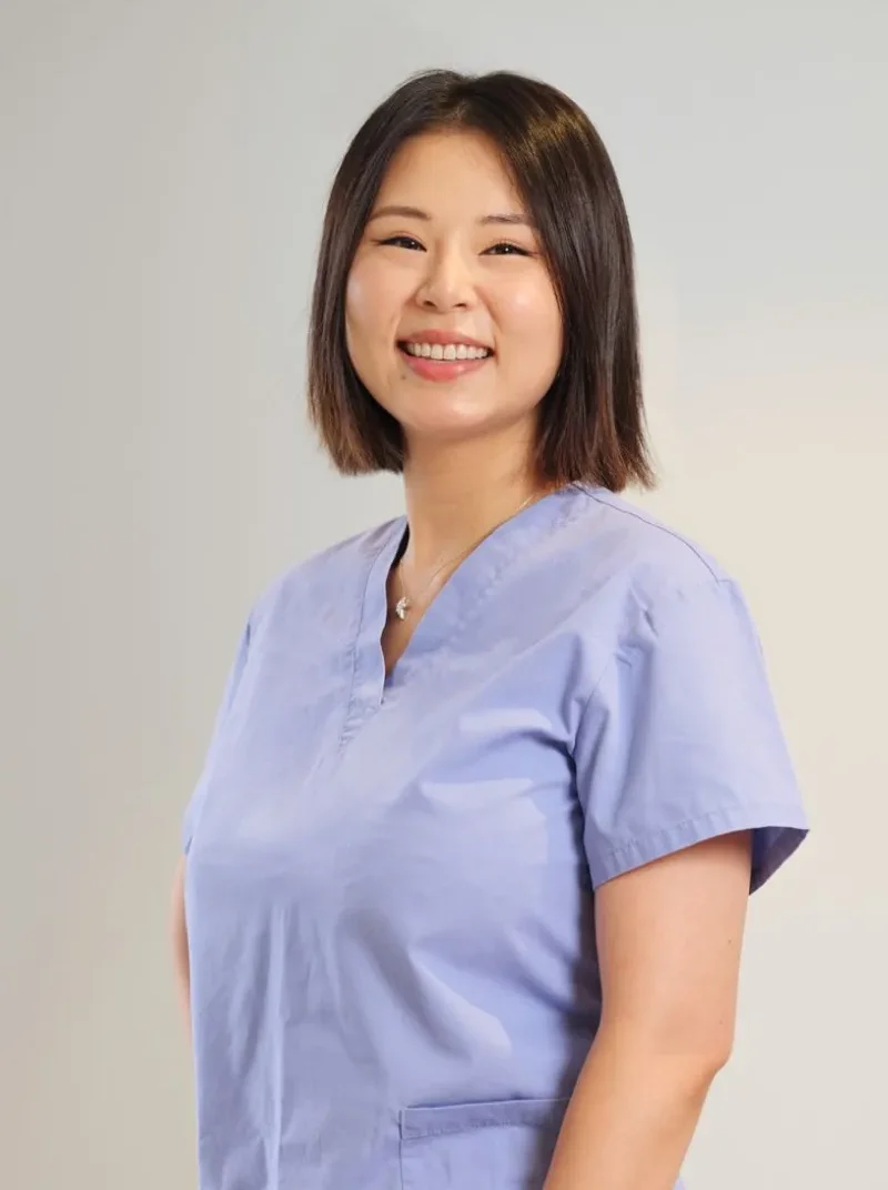 Dr Esther Kim